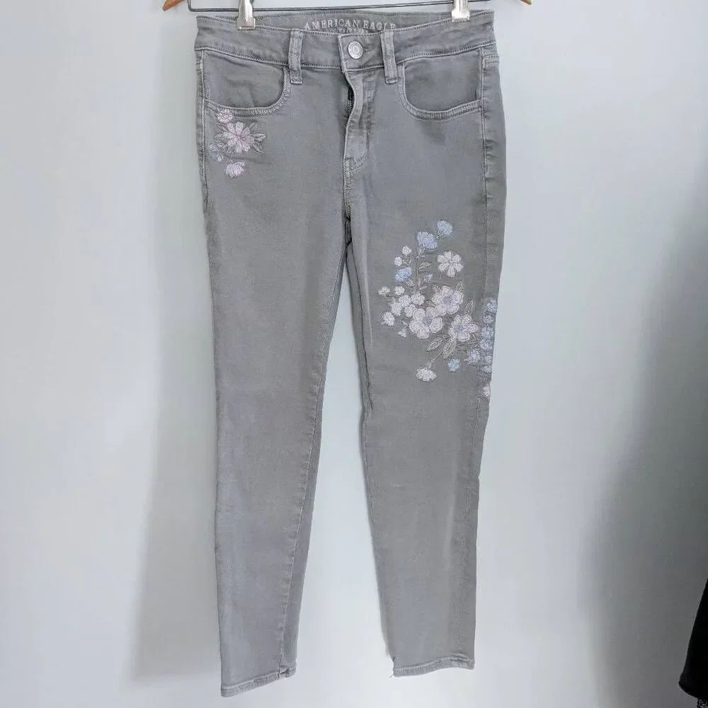 American Eagle Embroidered Crop Jeggings Gray 6 Short